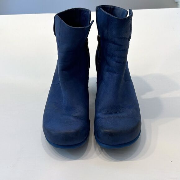 John Fluevog Women's Hopefuls Rosy Buffed Toe Blue Leather Booties US Size 8 - Picture 4 of 10